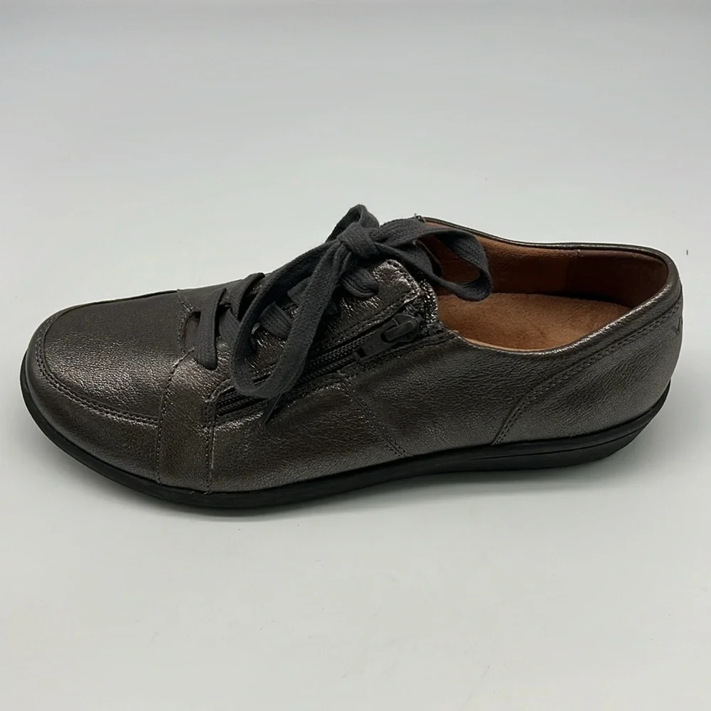 Vionic - Abigail Lace And Zip Up Pewter Metallic Lightweight Leather Sneaker SZ8